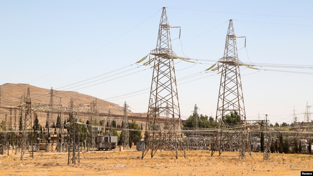 Şam'ın banliyölerinden Kisvah'taki elektrik direkleri- 8 Eylül 2021. Fotoğraf 8 Eylül 2021 (ARŞİV).