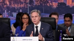 El secretario de Estado de EEUU, Antony Blinken, habla durante la sesión de apertura de la Reunión Ministerial de APEC en San Francisco, California, Estados Unidos, el 14 de noviembre de 2023.