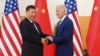 资料照片：美国总统拜登2022年11月14日与中国国家主席习近平在印尼20国峰会外围举行面对面会谈。（路透社）