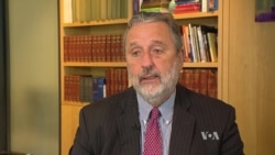 Dutch Diplomat Discusses Anne Frank and Europe's Refugee Crisis