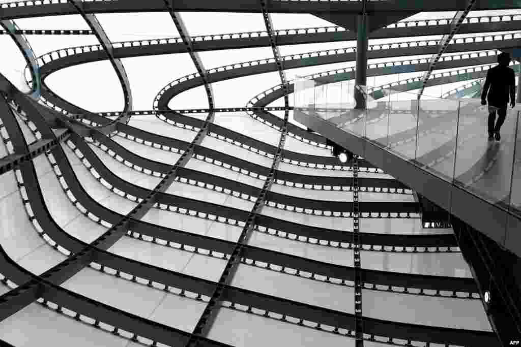 A picture shows a part of the structure of the new Rome's Convention center named "The cloud" ("La Nuvola" in Italian) designed by Italian architect Massimiliano Fuksas in the Eur business district in Rome.