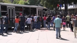Colapsa el transporte público en Venezuela