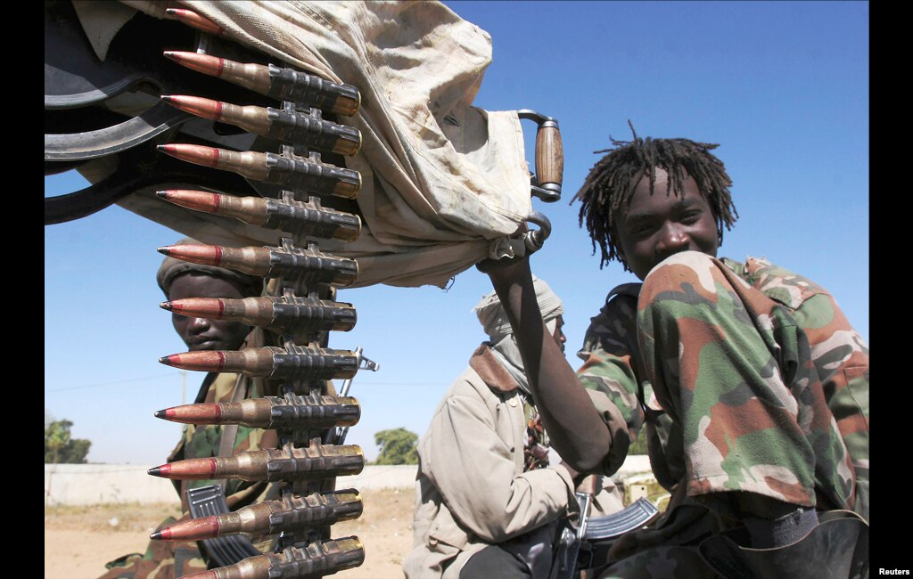Experts estimate between 7,000 and 10,000 child soldiers operate in Chad in the national army, rebel and militia groups. Globally, the U.N. Children's Fund UNICEF believes there are some 250,000 child soldiers.