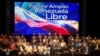Omar Barboza, (centro al frente) preside de la Asamblea Nacional de Venezuela habla duranate el anuncio de la creación de un frente amplio para exigir elecciones libres el 8 de marzo de 2018, en Caracas, Venezuela.