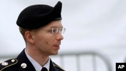 Bradley Manning declaró que no creyó que sus actos fuesen a ocasionar daños a personas y a EE.UU.