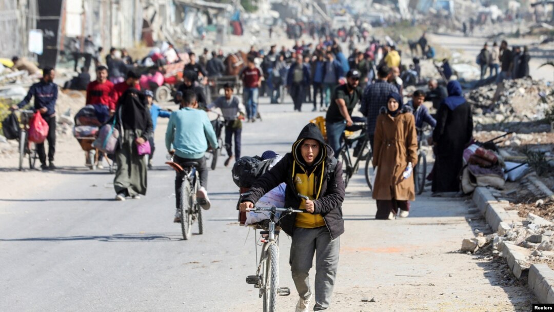 Raeljeni Palestinci u Gazi (Foto: REUTERS/Dawoud Abu Alkas)