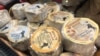 美國首都華盛頓州Eastern Market內一家乳製品商店裡擺放的歐洲進口乳酪。 （2019年10月3日）