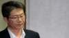 류길재 한국 통일부 장관이 23일 간부회의에 참석하기 위해 장관실을 나서고 있다.